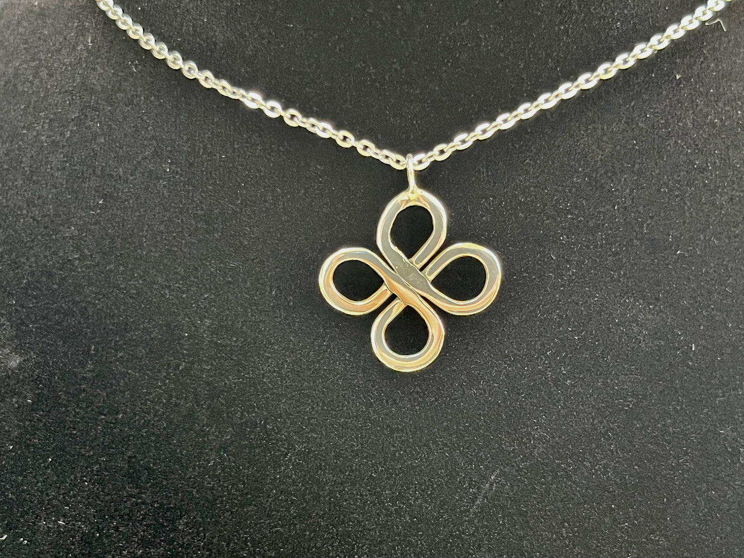 ZH Designs Boho Clover Silver Pendant