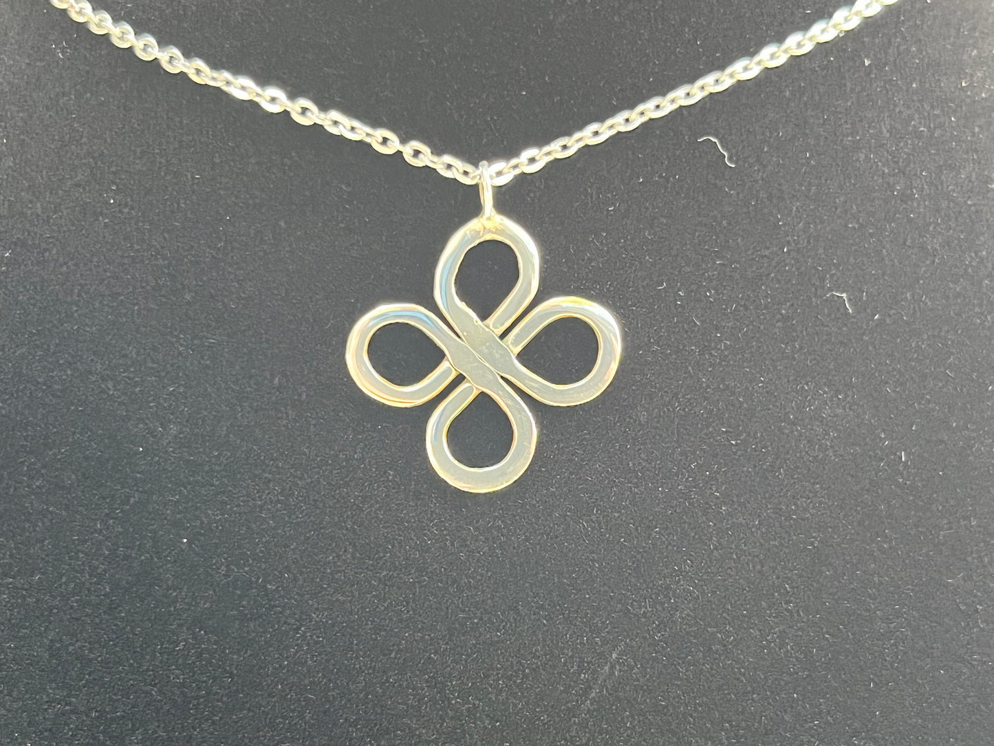 ZH Designs Boho Clover Silver Pendant